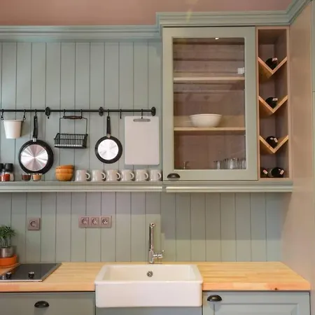 Апартаменты Galadoo 2nd Floor Стамбул